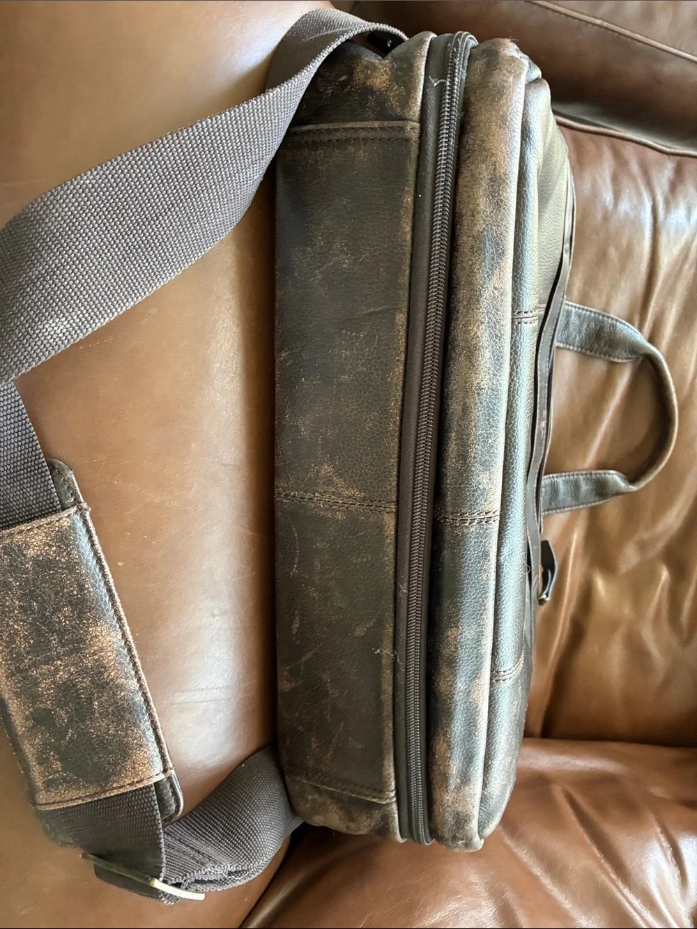 Black Rivet Vintage-Style Distressed Brown Laptop Briefcase